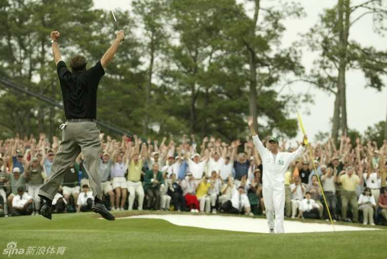 莱德杯赛场上，加西亚再次跳起，与队友互动，彰显其作为团队活力担当的角色。